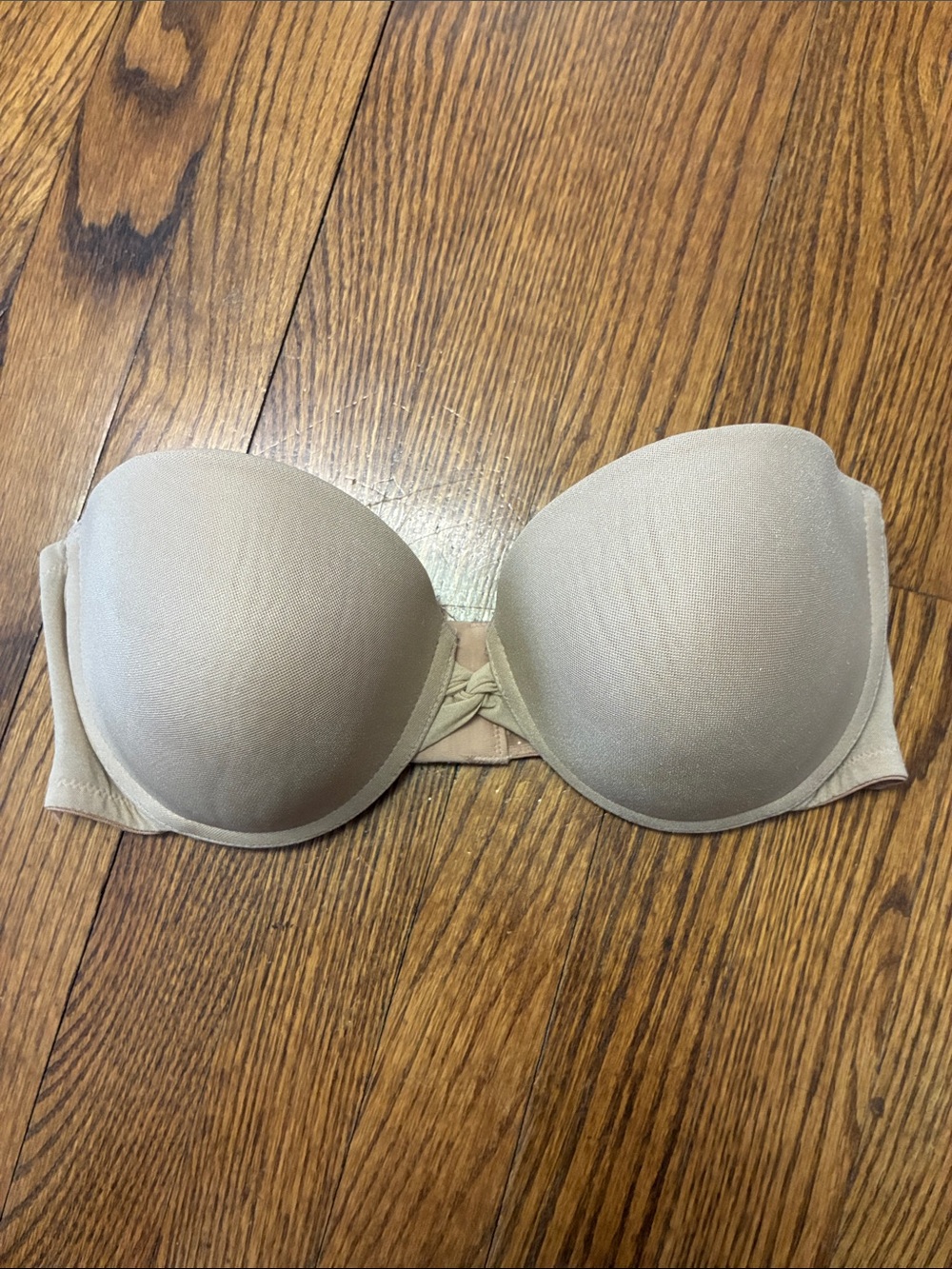 Wacoal Strapless cream tan Bra 36C